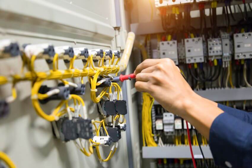 Electrical completion and maintenance phase